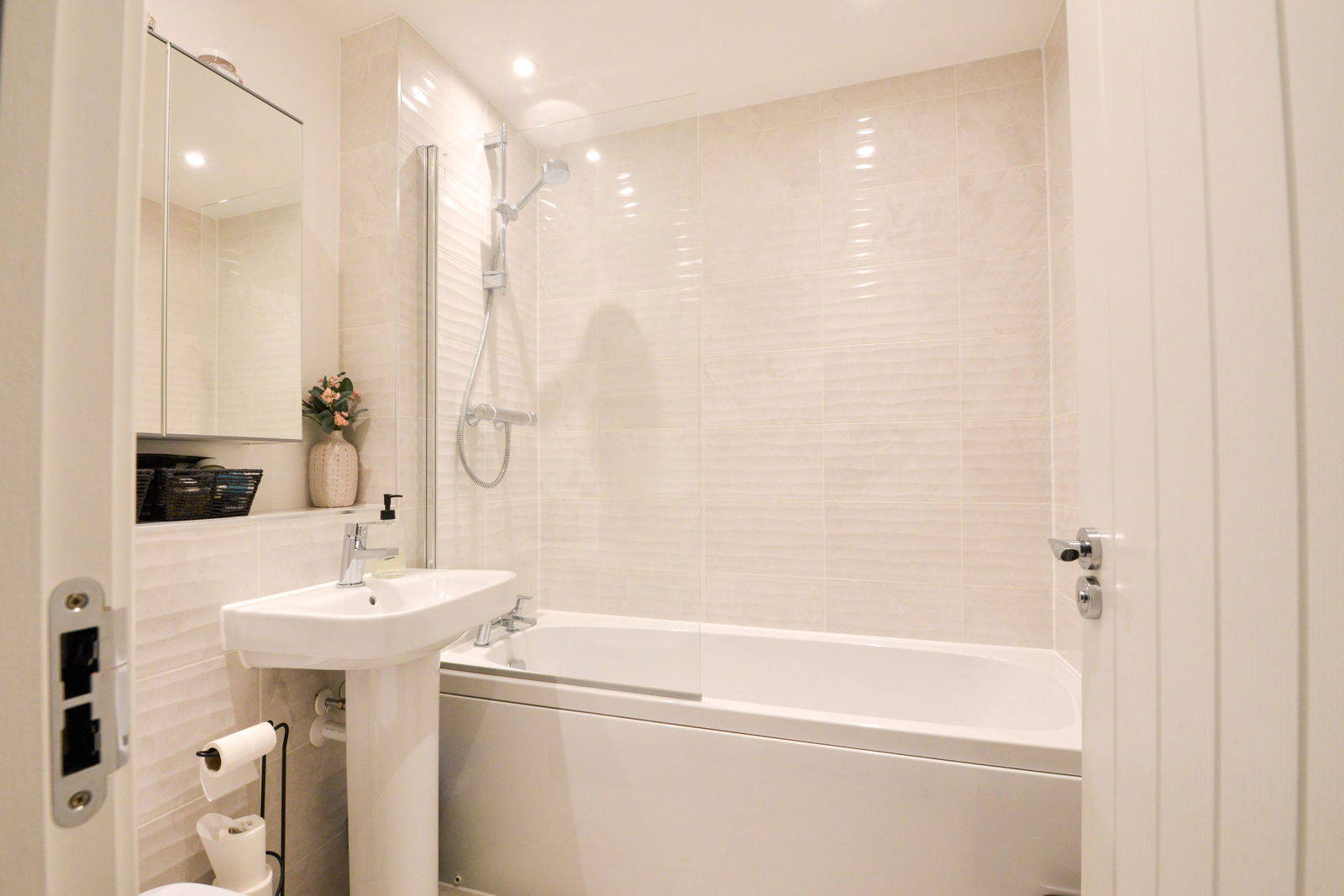 2 bed terraced house for sale, Ewell 11