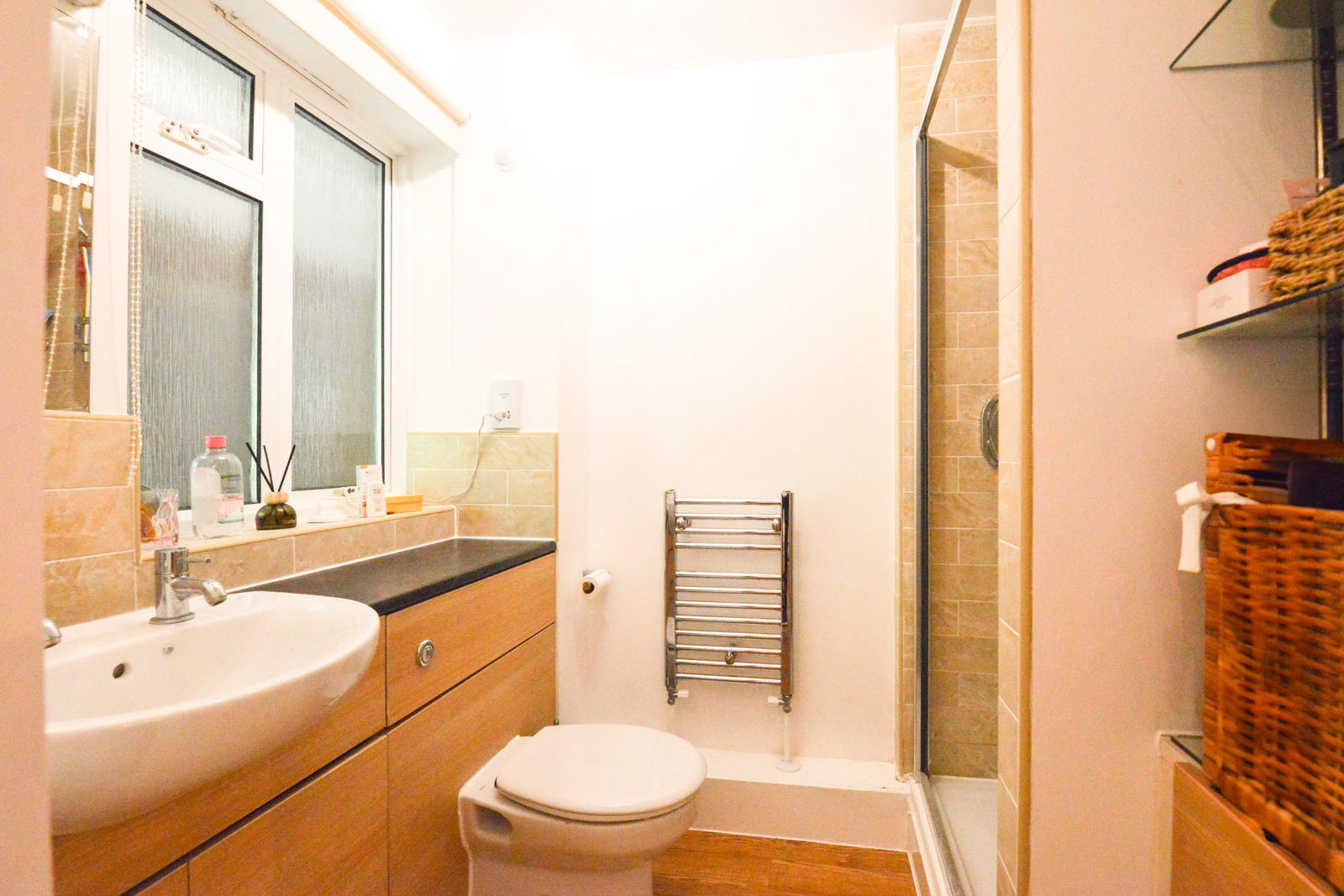 1 bed flat to rent in Cross Lanes, Guildford 6