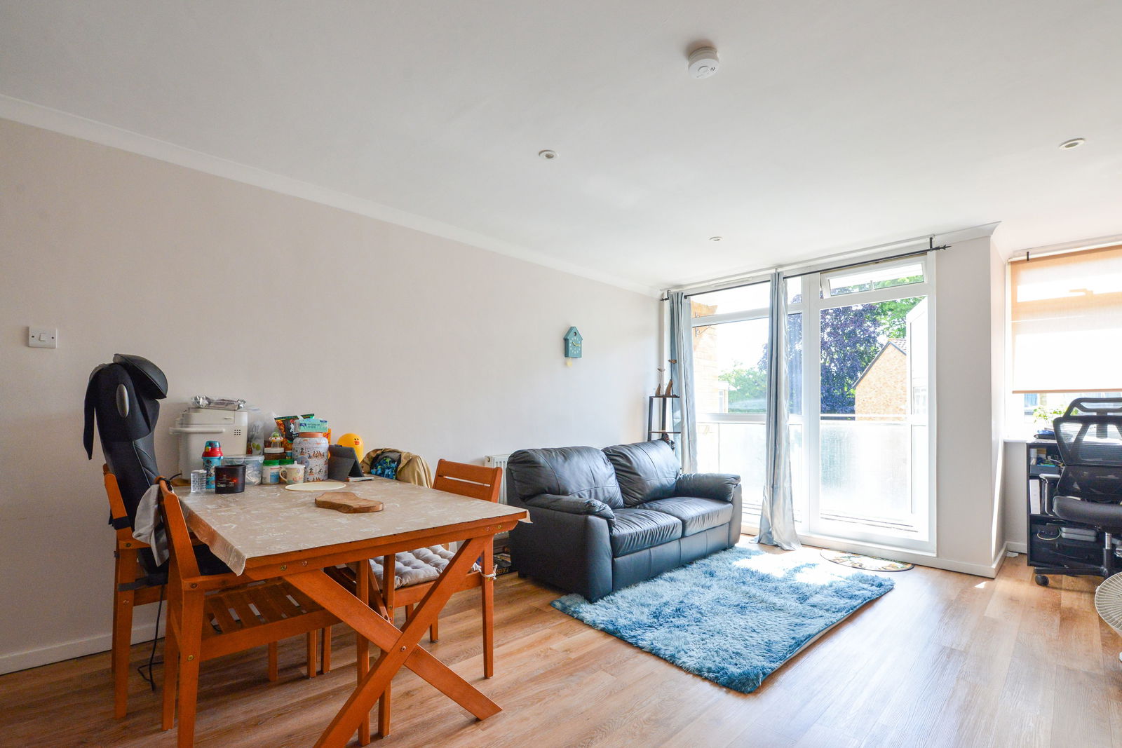 2 bed flat to rent in Chobham Road, Woking  - Property Image 4