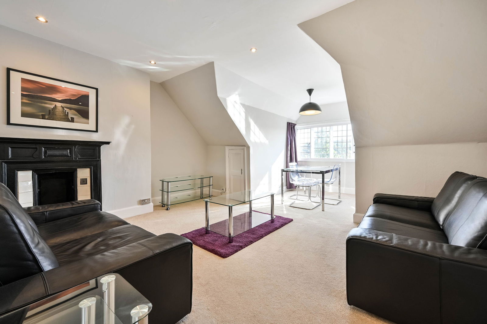 2 bed flat to rent in Portsmouth Road, Guildford  - Property Image 3