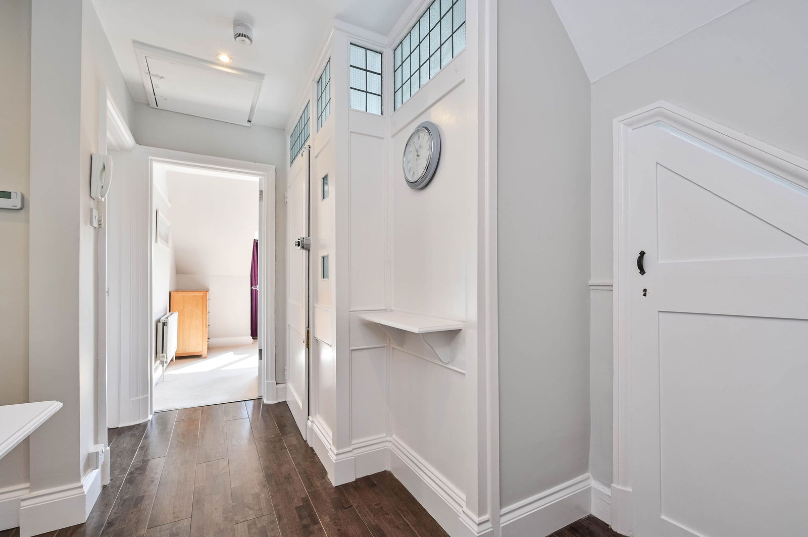 2 bed flat to rent in Portsmouth Road, Guildford  - Property Image 18