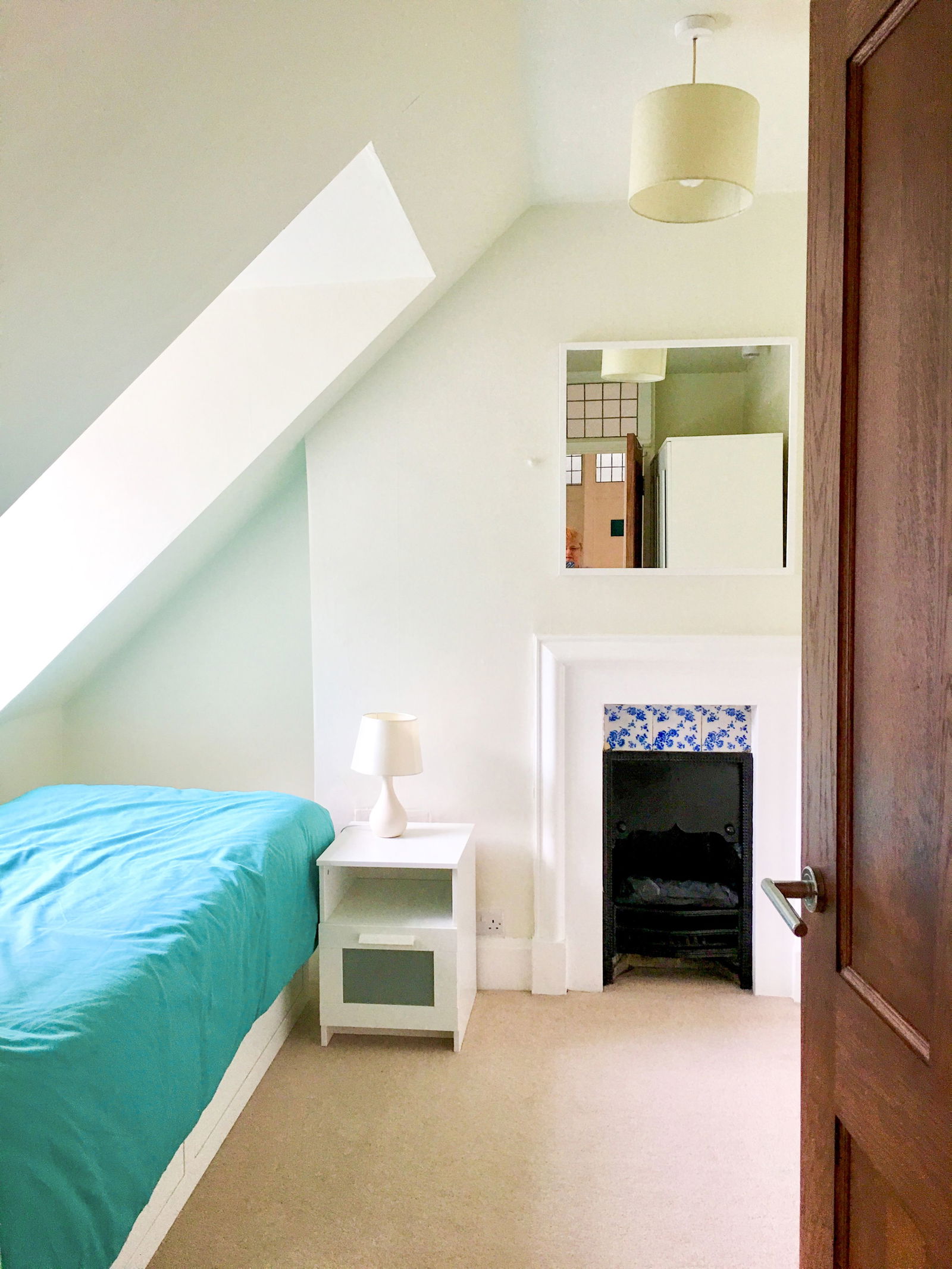 2 bed flat to rent in Portsmouth Road, Guildford  - Property Image 7