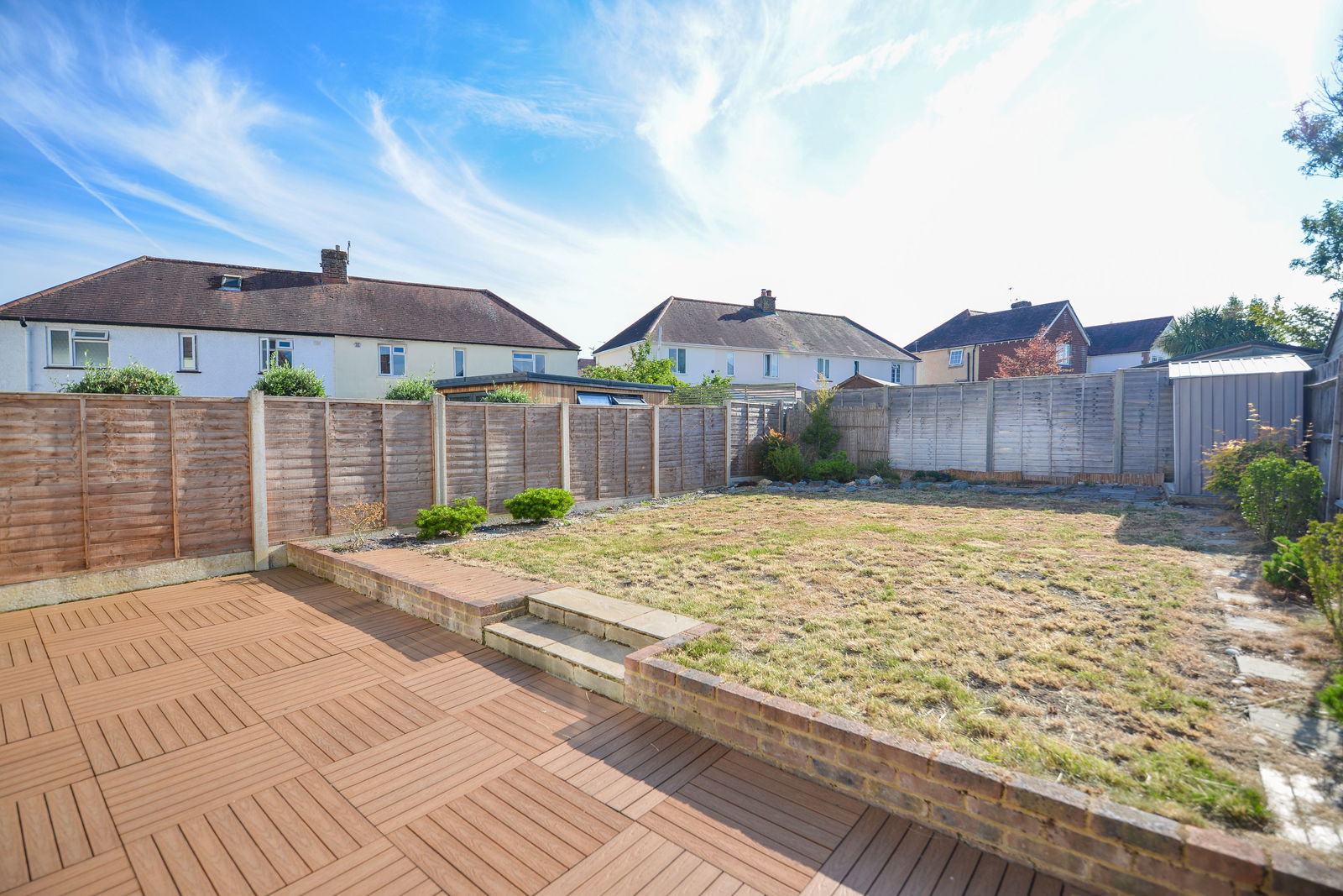 3 bed end of terrace house to rent in Gloucester Road, Guildford  - Property Image 3