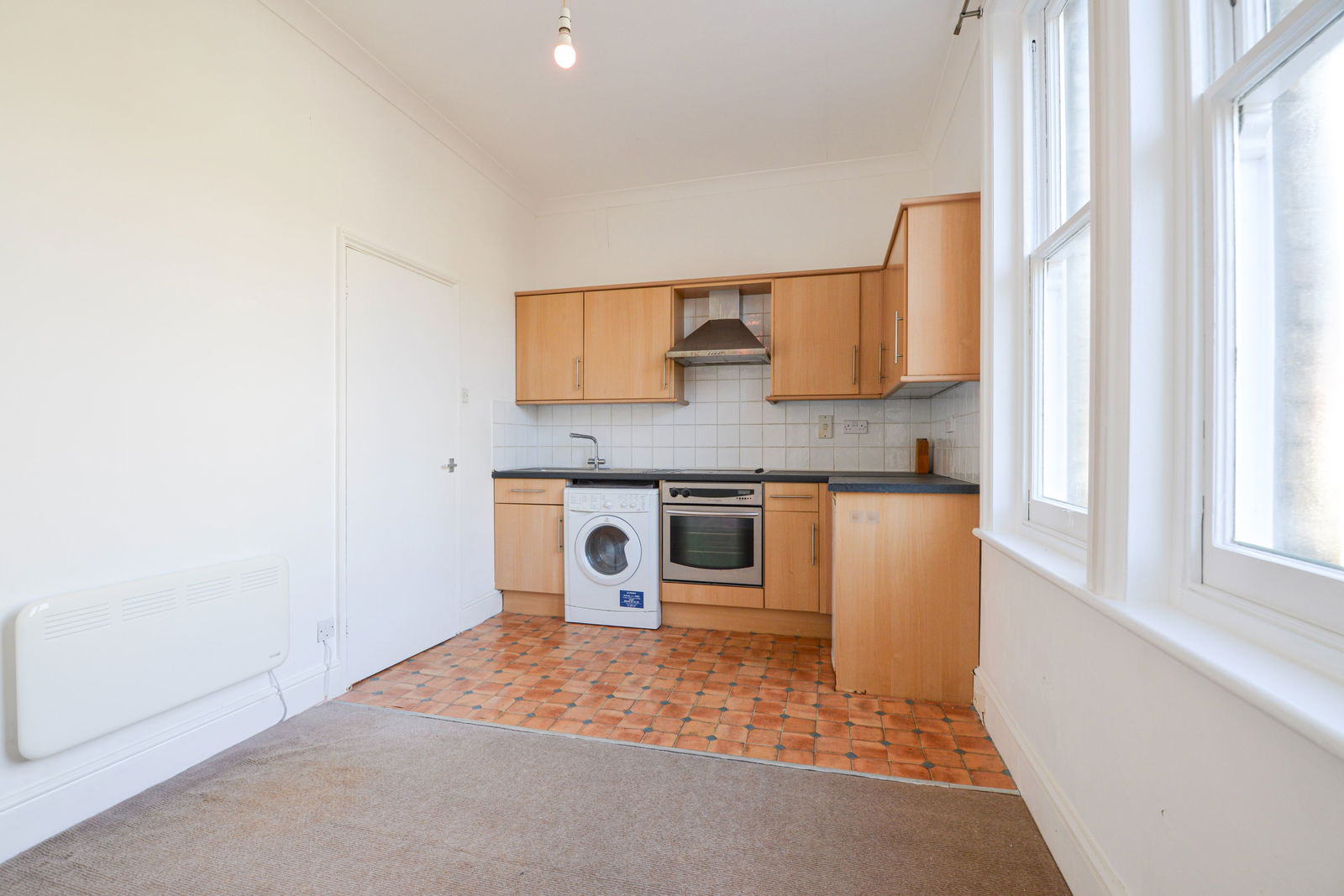 1 bed flat for sale in Baillie Road, Guildford 3