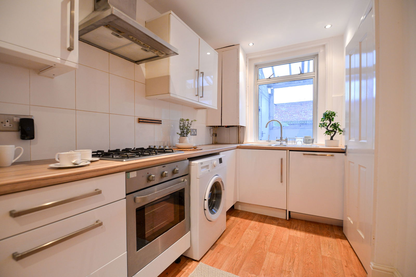 3 bed end of terrace house for sale in Addison Road, Guildford  - Property Image 10