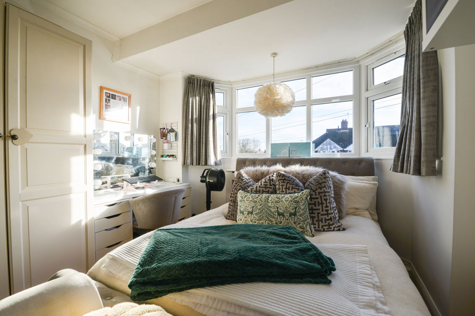 4 bed terraced house for sale in Kingshill Avenue, Worcester Park 8