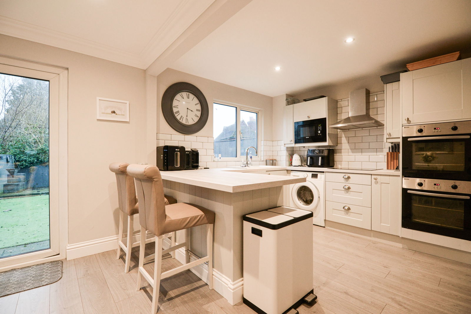 3 bed terraced house for sale in St. Albans Close, Guildford 1