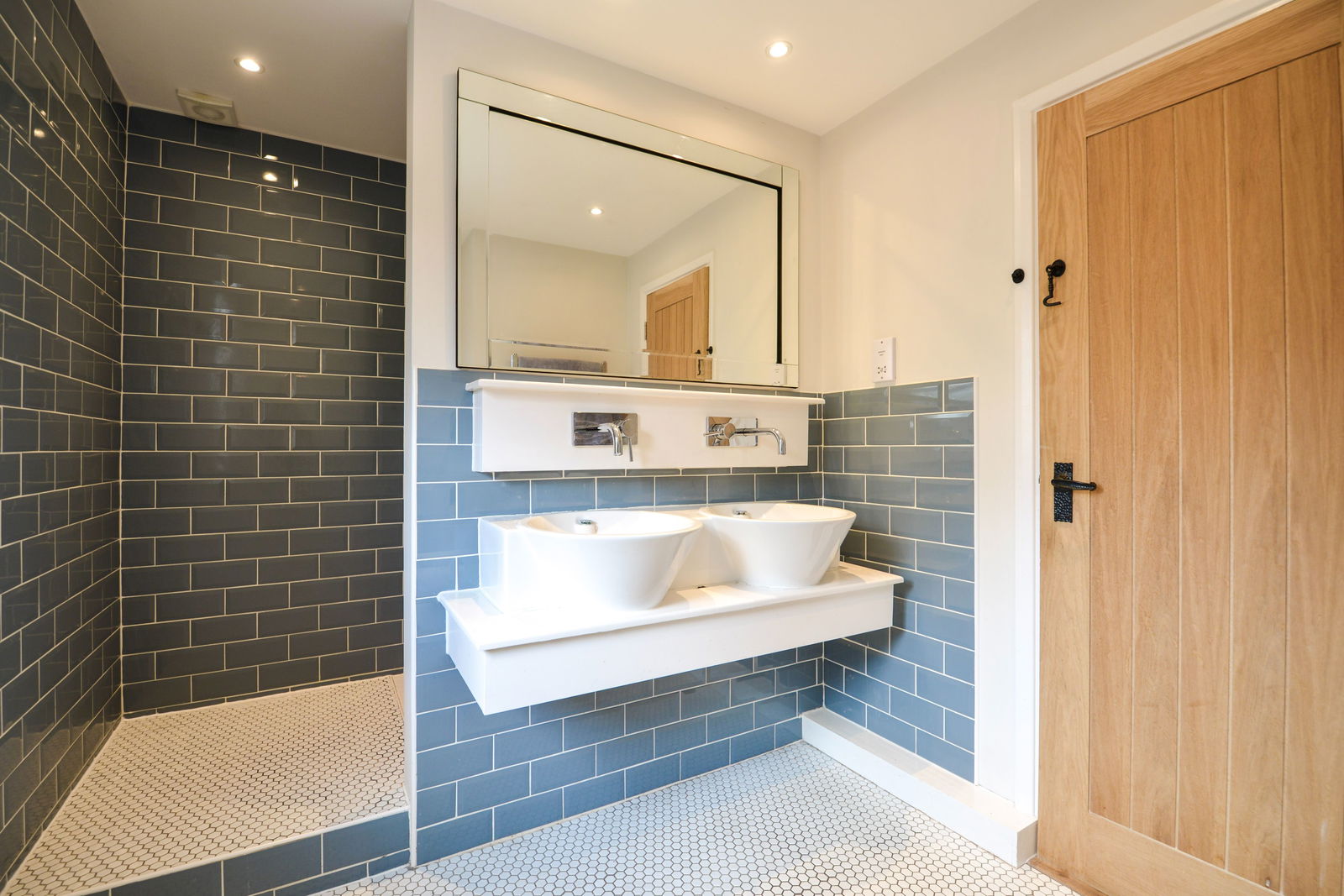 5 bed detached house for sale in London Road, Guildford 13