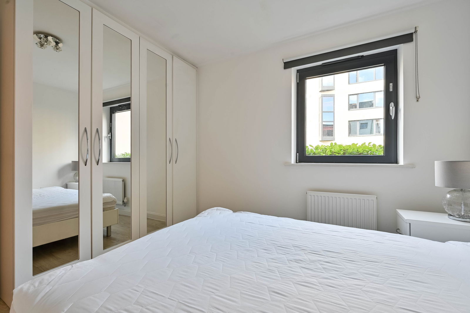 2 bed flat for sale in Walnut Tree Close, Guildford 13