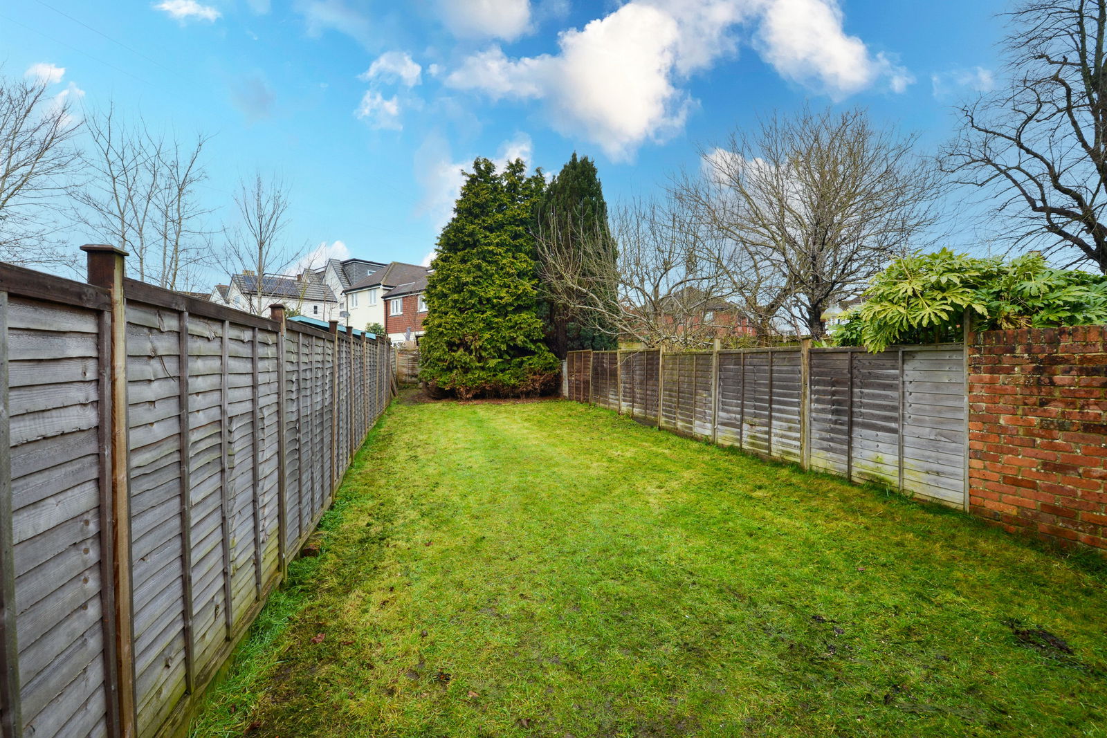 3 bed semi-detached house for sale in New Cross Road, Guildford  - Property Image 2