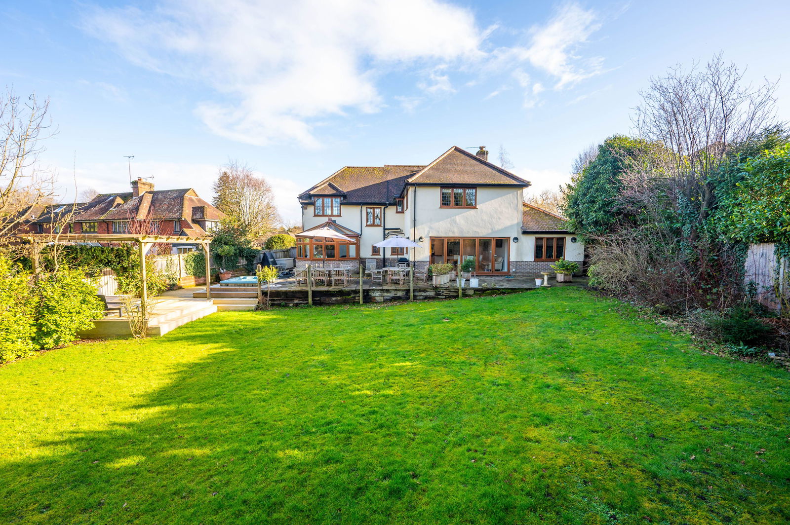 5 bed detached house for sale in Oakwood Drive, Leatherhead  - Property Image 5