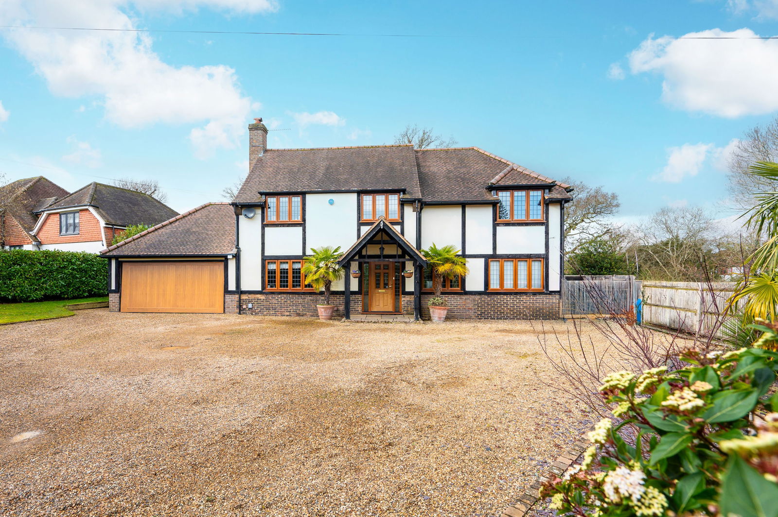 5 bed detached house for sale in Oakwood Drive, Leatherhead  - Property Image 2