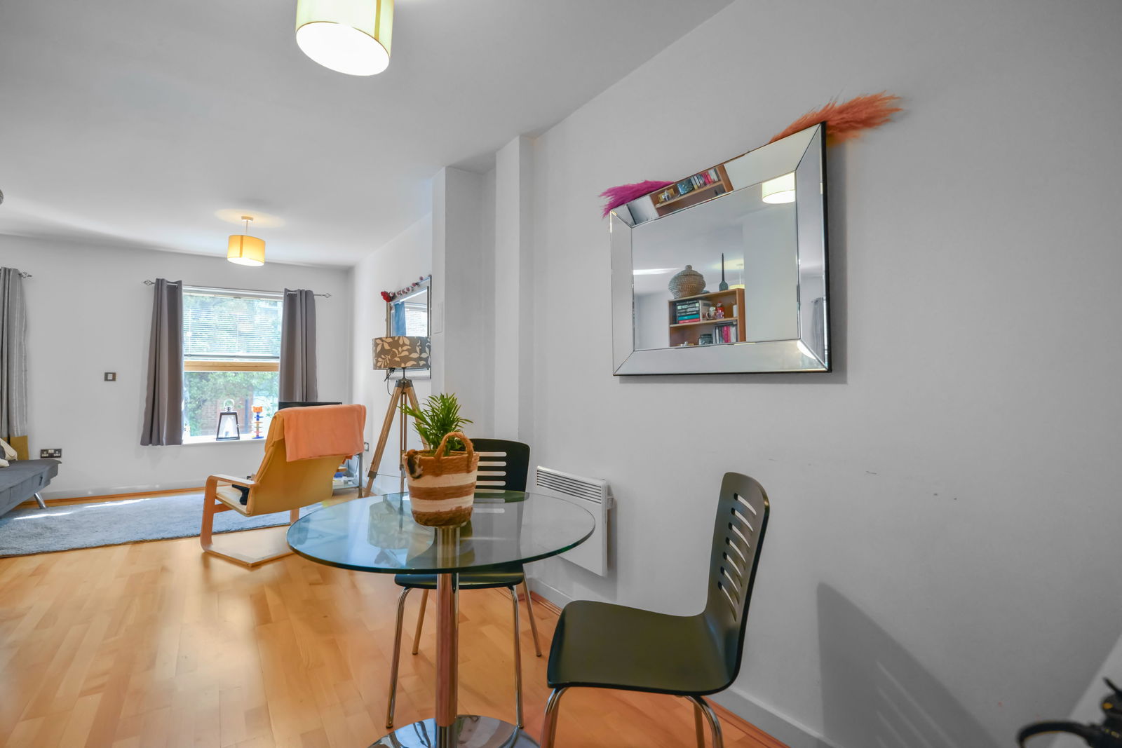 Studio flat to rent in Chapter Street, London  - Property Image 3