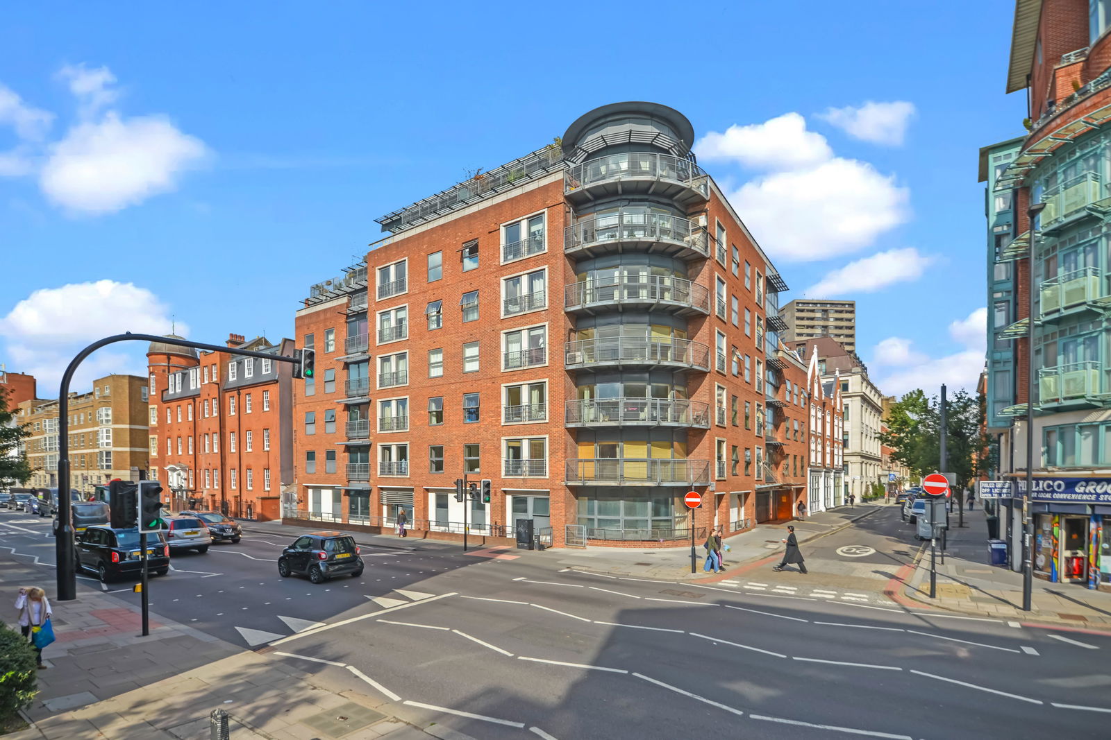 Studio flat to rent in Chapter Street, London  - Property Image 1