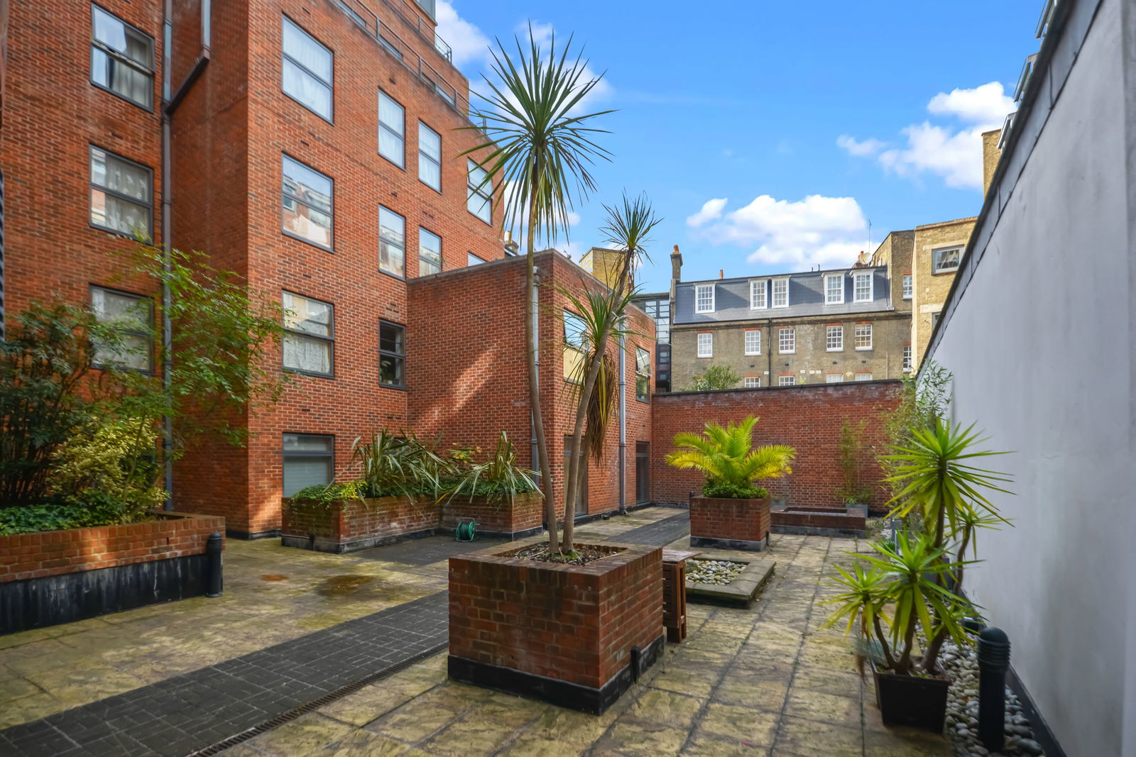 Studio flat to rent in Chapter Street, London  - Property Image 9