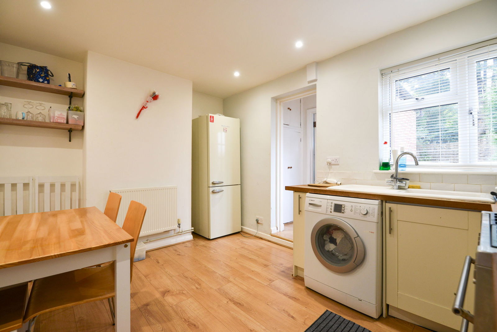 2 bed terraced house for sale in Weyside Road, Guildford 3