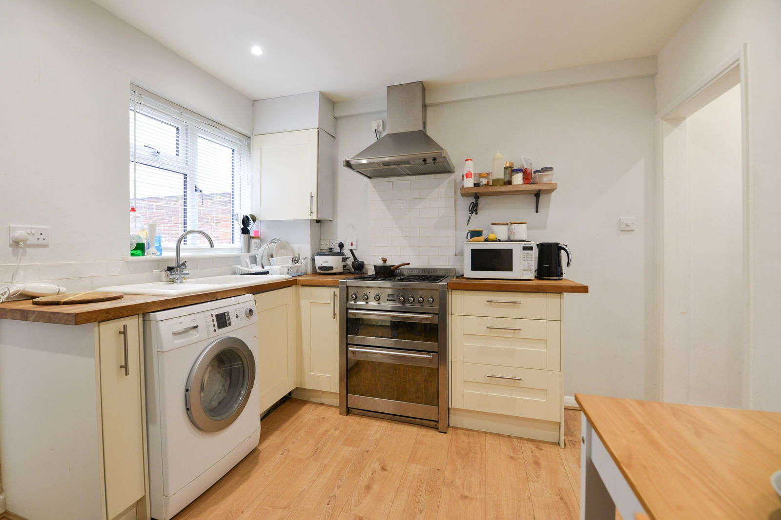 2 bed terraced house for sale in Weyside Road, Guildford 2