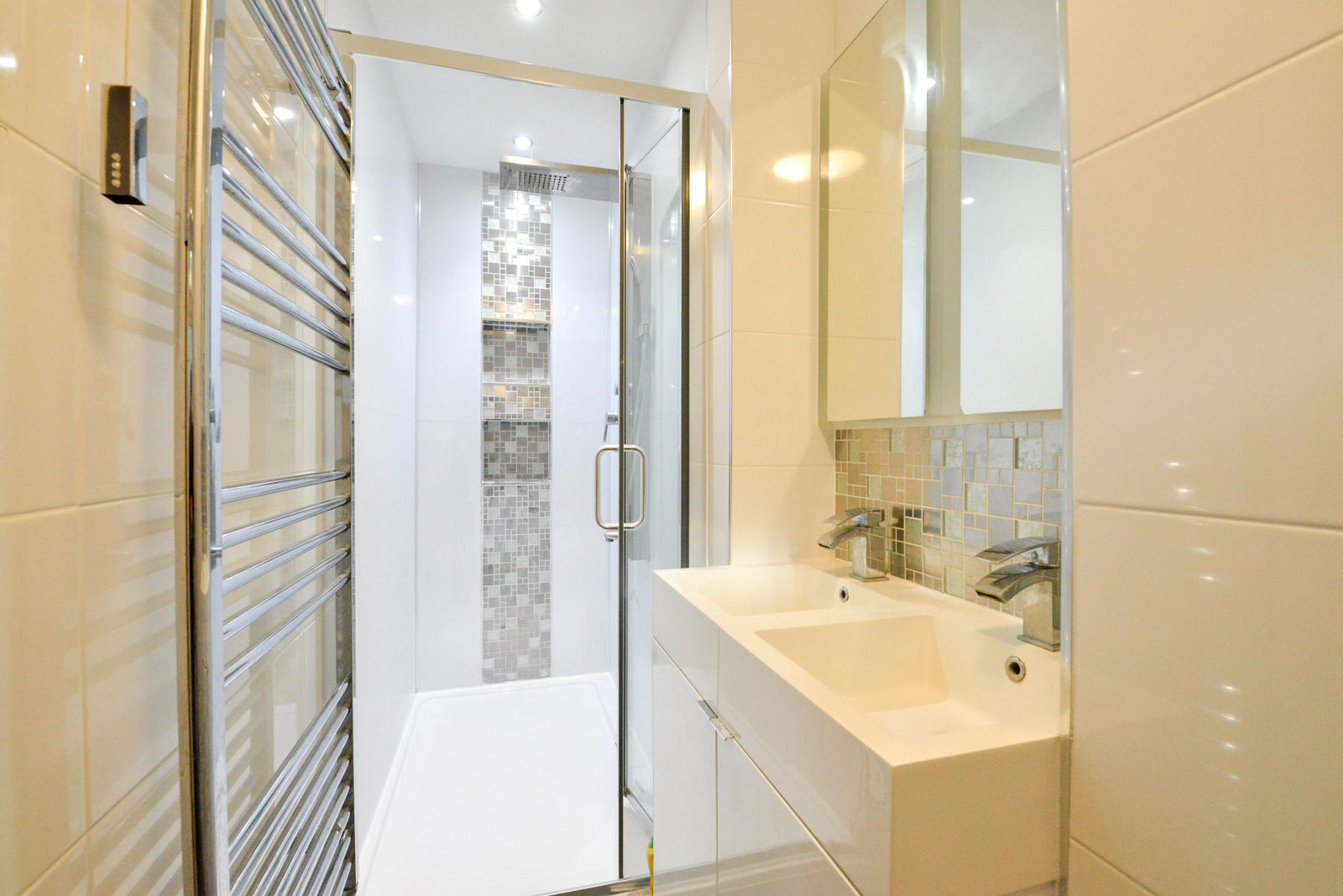 5 bed detached house for sale in College Lane, Woking 10