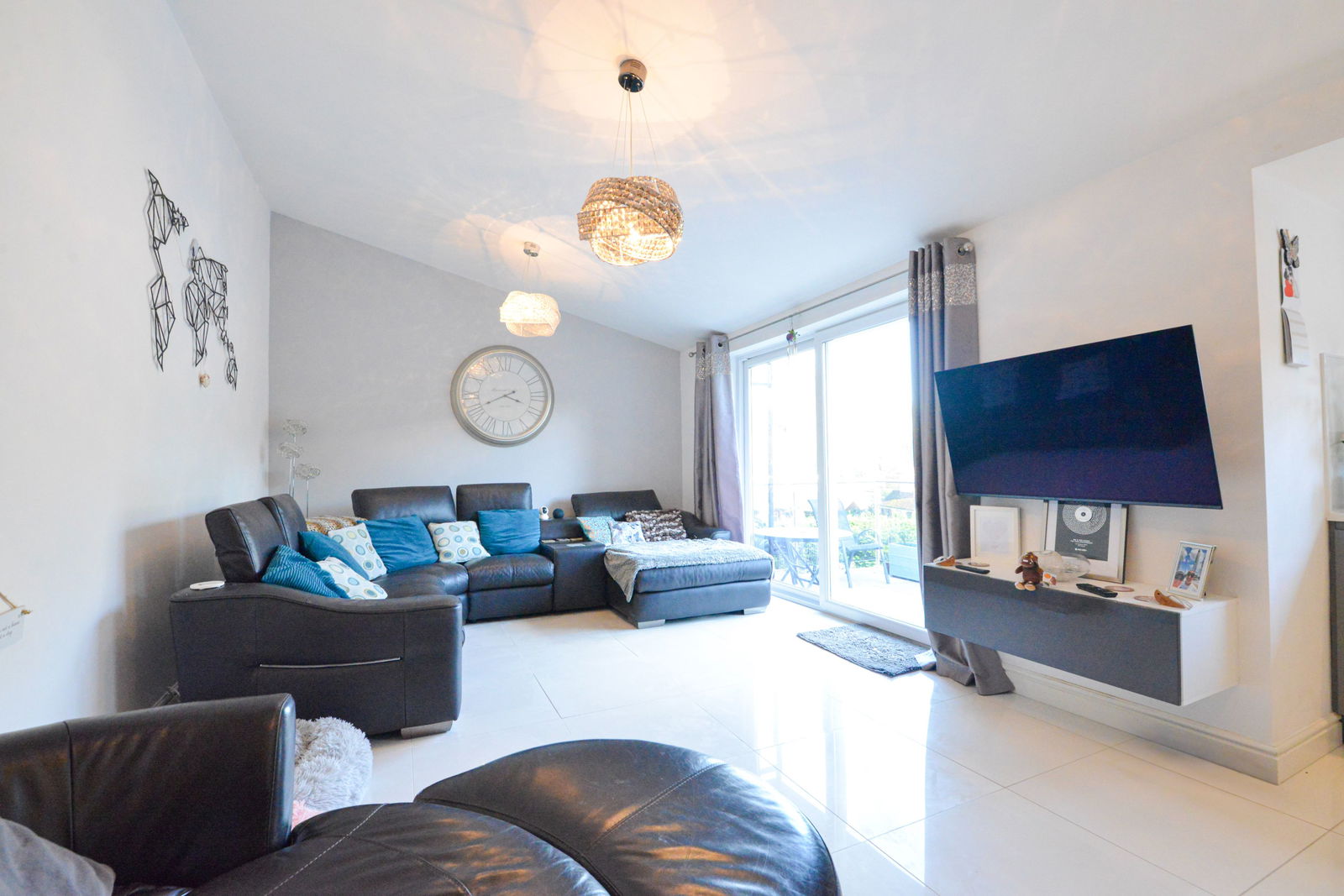 5 bed detached house for sale in College Lane, Woking 4