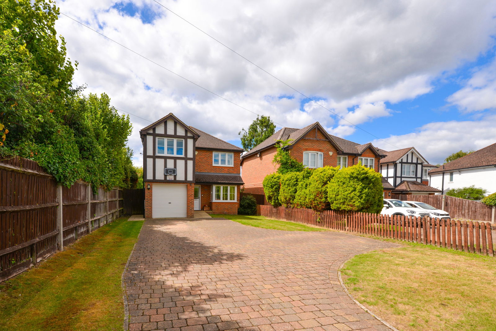 4 bed detached house for sale in Woodlands Road, Leatherhead, KT23