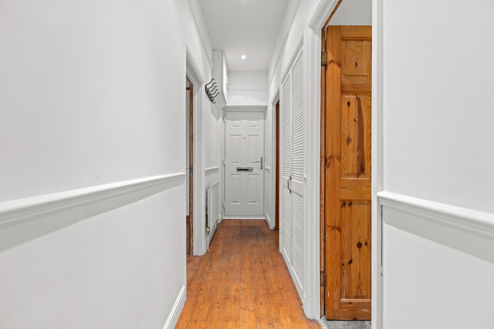 1 bed maisonette to rent in Manor Road, Guildford 5