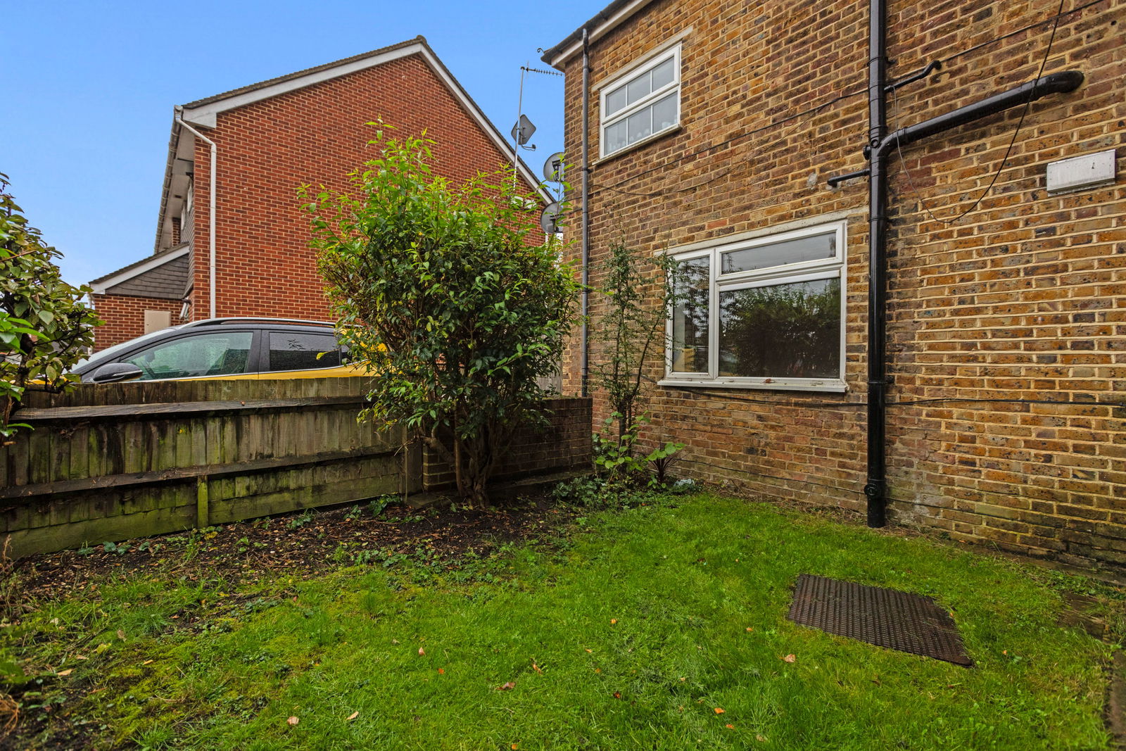1 bed maisonette to rent in Manor Road, Guildford  - Property Image 7
