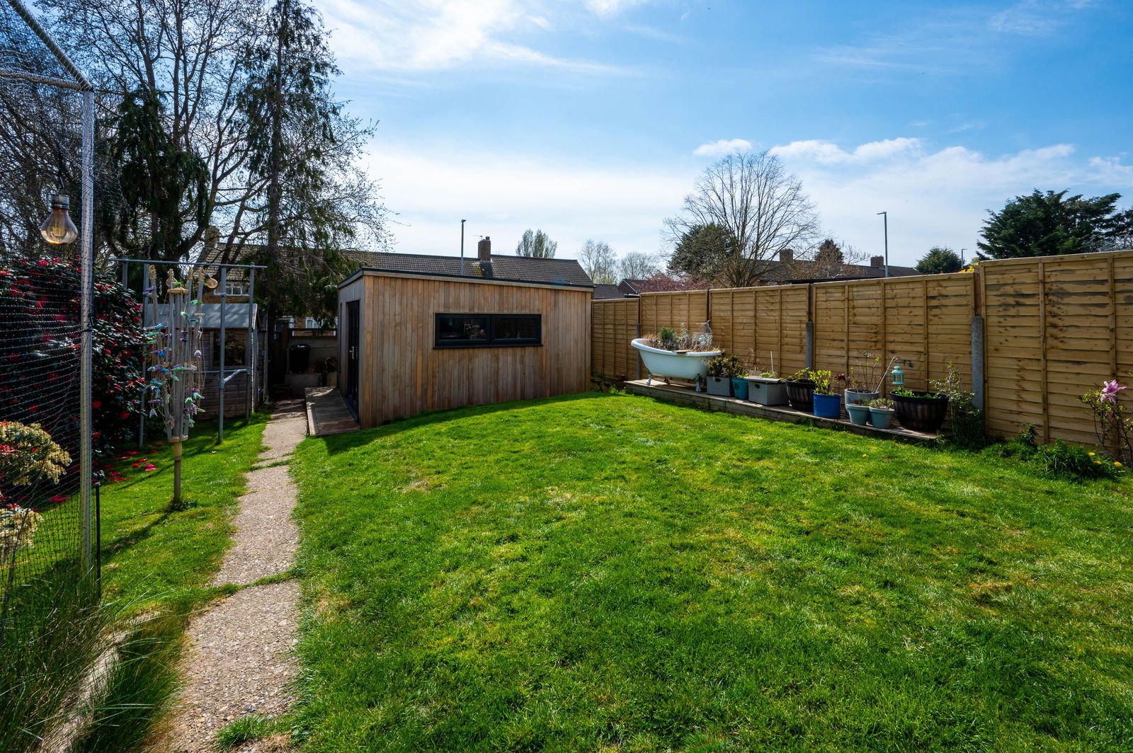 4 bed semi-detached house for sale in Stormont Way, Chessington 8