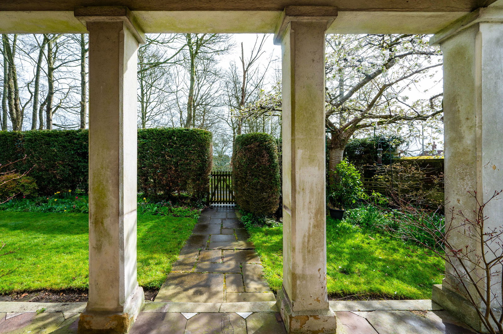 3 bed bungalow for sale in Oxted Road, Godstone 4