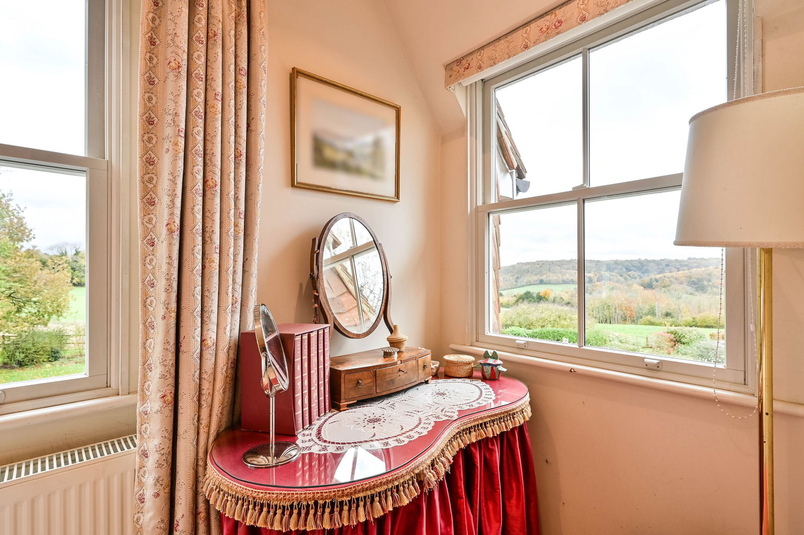 4 bed semi-detached house to rent in Chapel Lane, Leatherhead 28