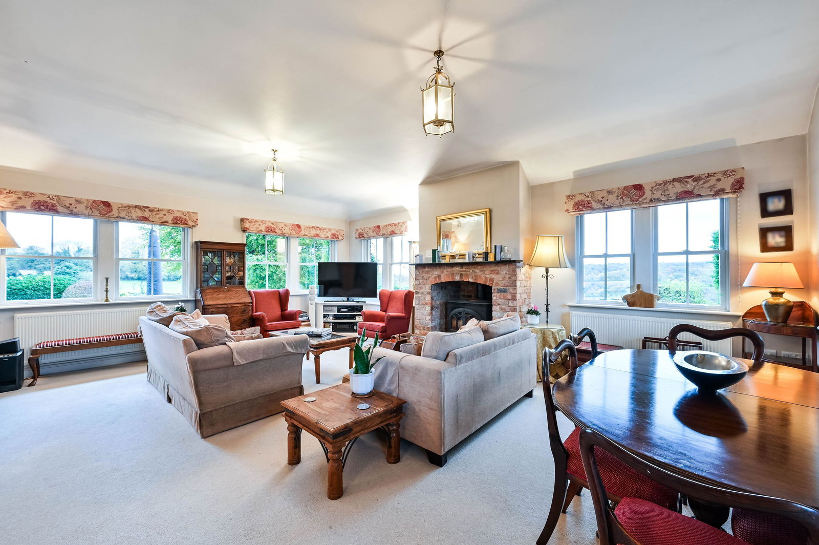 4 bed semi-detached house to rent in Chapel Lane, Leatherhead 29