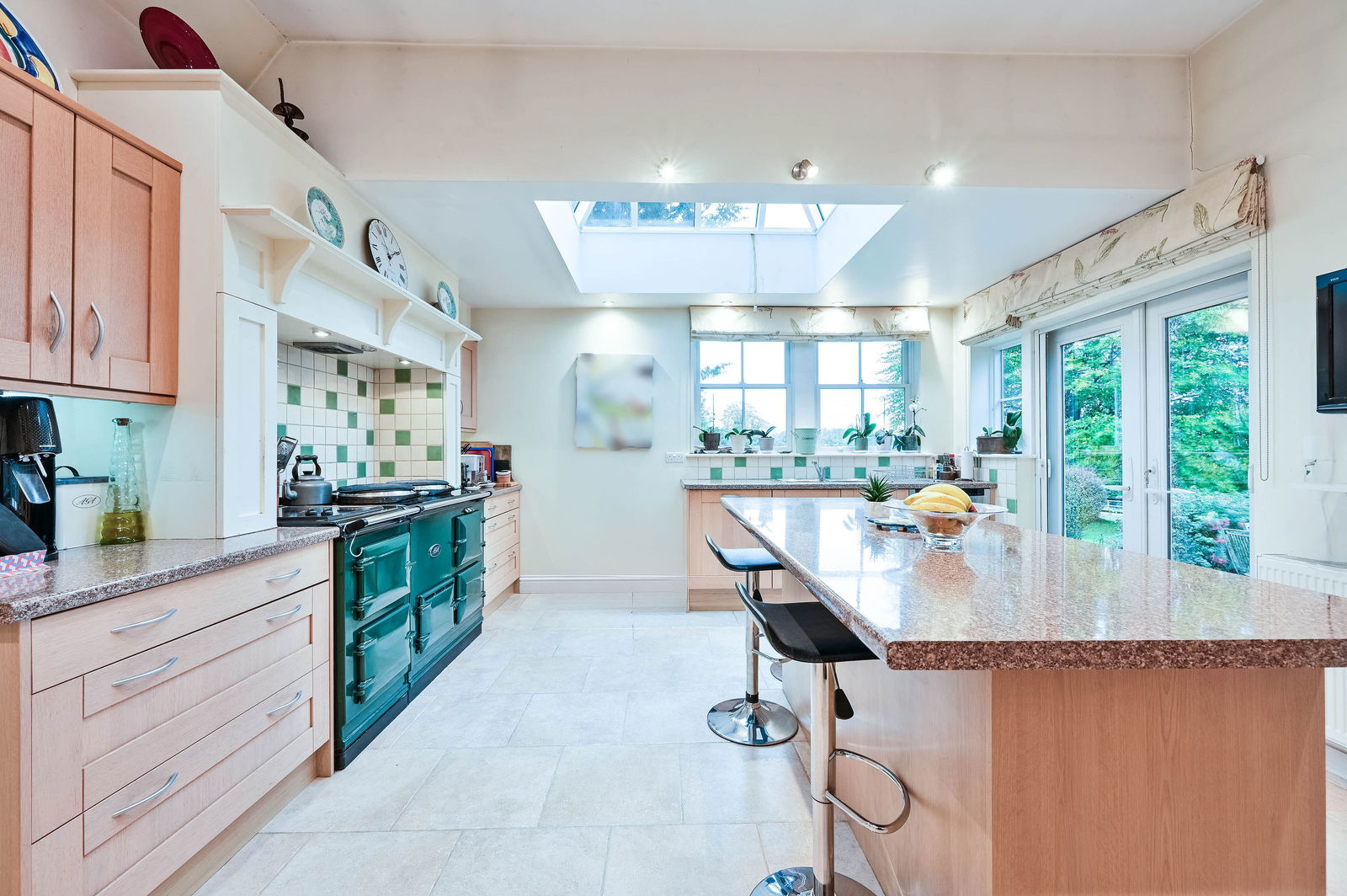 4 bed semi-detached house to rent in Chapel Lane, Leatherhead 8