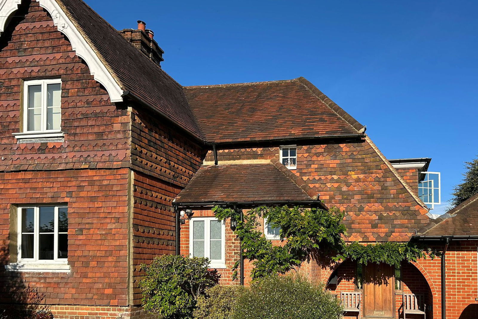 4 bed semi-detached house to rent in Chapel Lane, Leatherhead 39