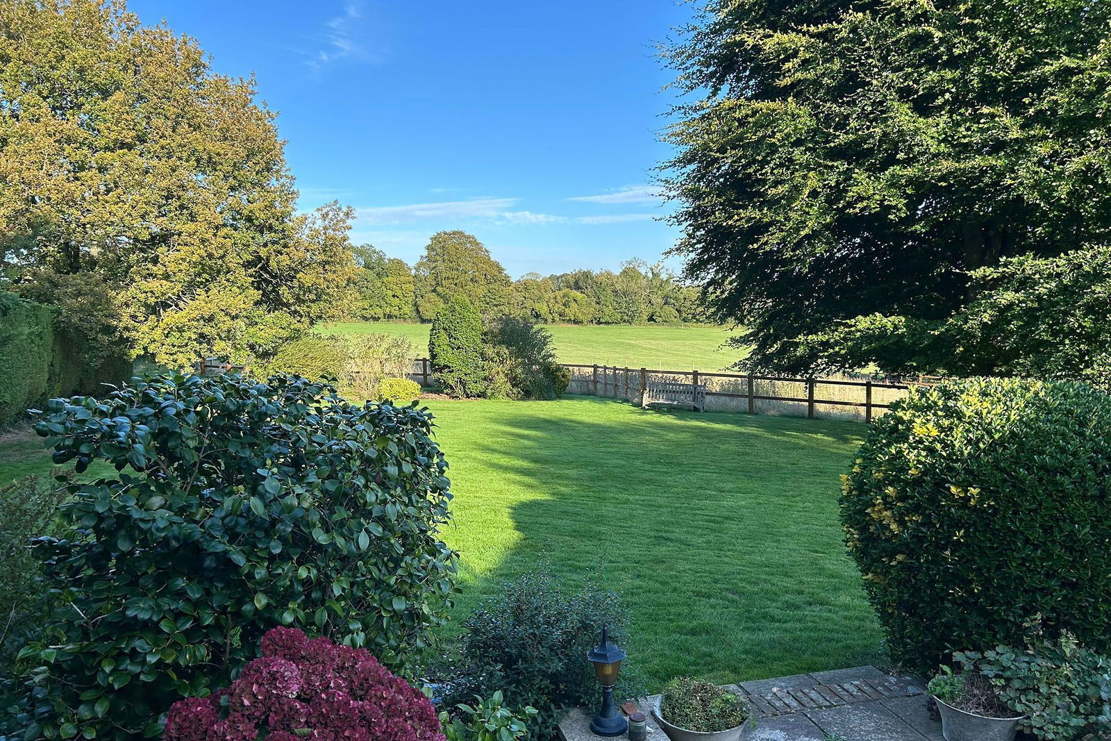 4 bed semi-detached house to rent in Chapel Lane, Leatherhead 40