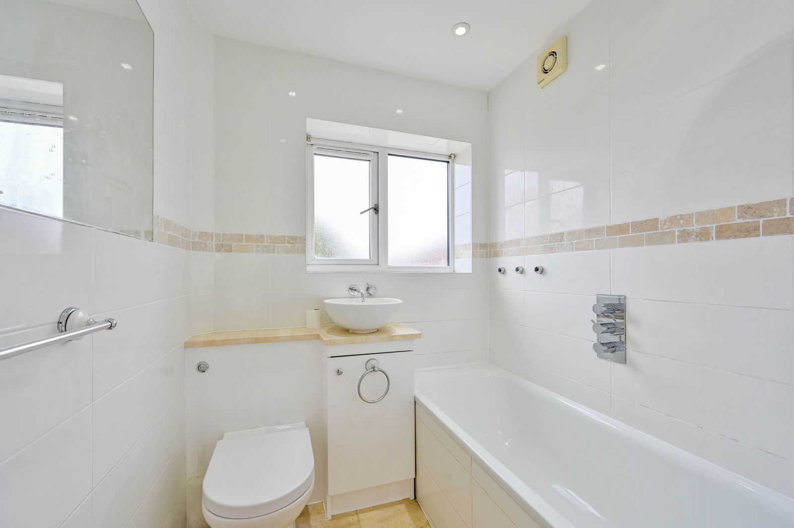 3 bed semi-detached house for sale in Windsor Avenue, Sutton  - Property Image 11