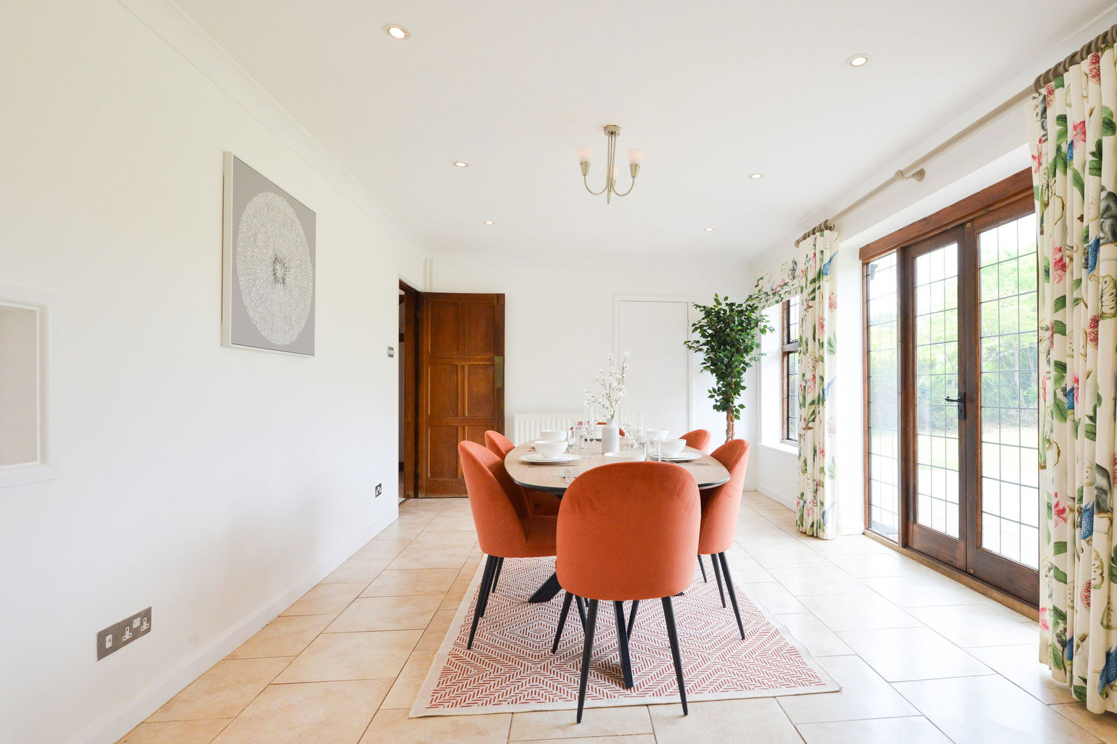 5 bed detached house to rent in Bookhurst Road, Cranleigh 9