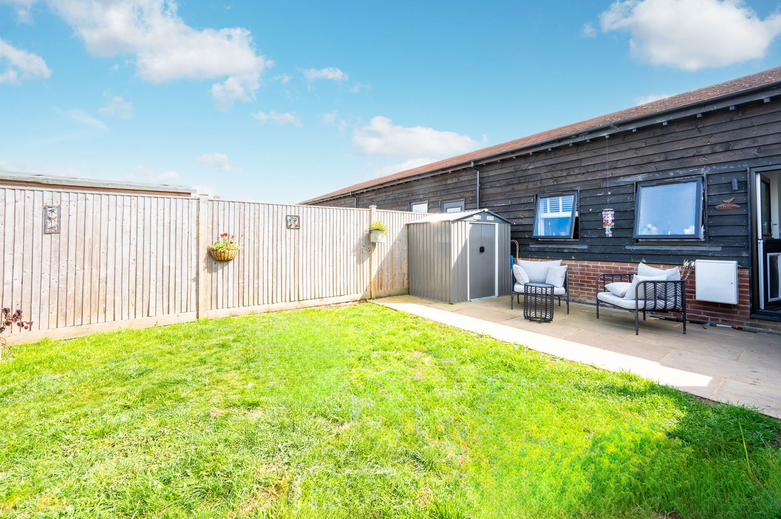 3 bed terraced house for sale, Alfold 6