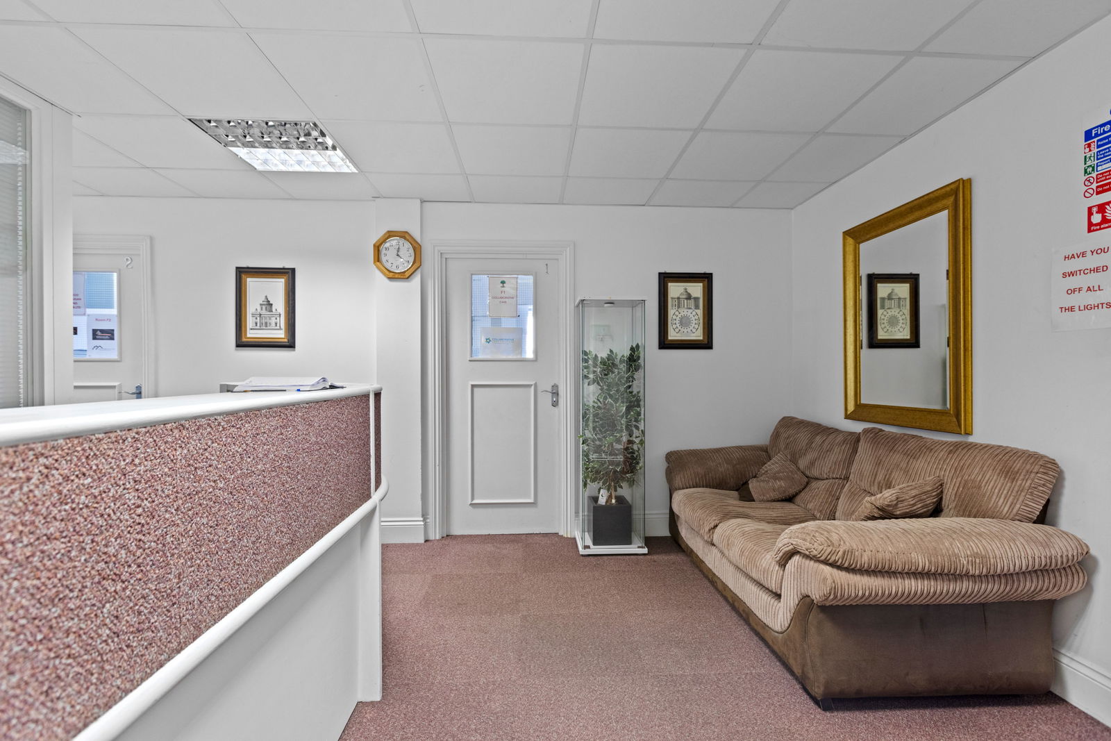 Commercial property to rent in High Street, Slough - Property Image 19