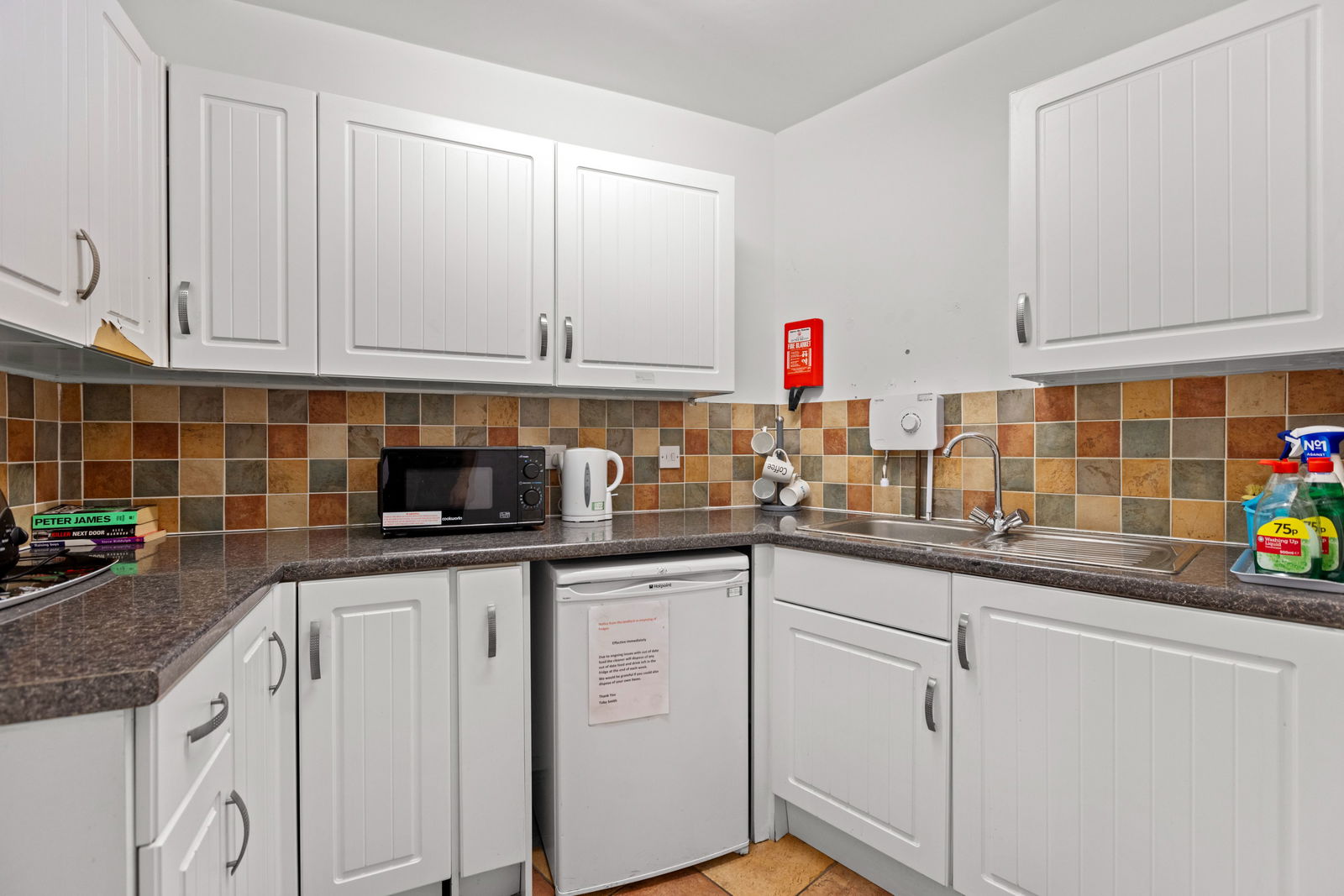 Commercial property to rent in High Street, Slough - Property Image 10