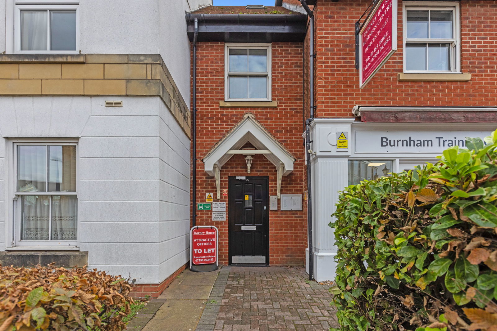 Commercial property to rent in High Street, Slough - Property Image 4