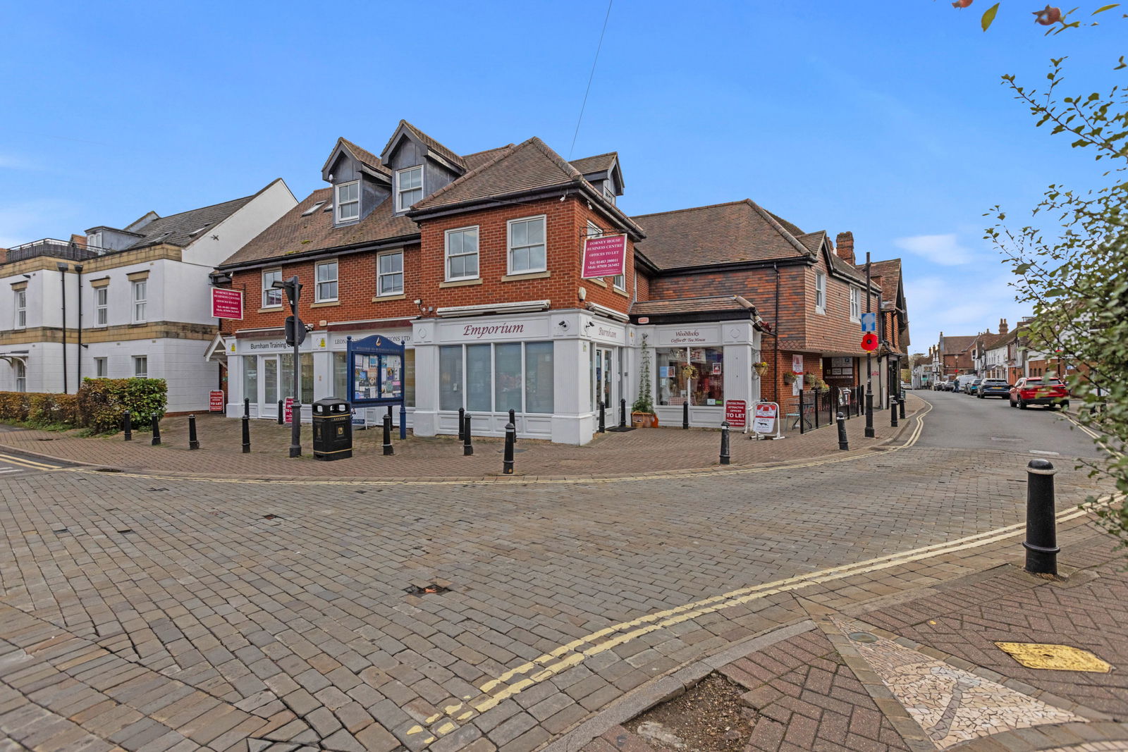 Commercial property to rent in High Street, Slough - Property Image 2