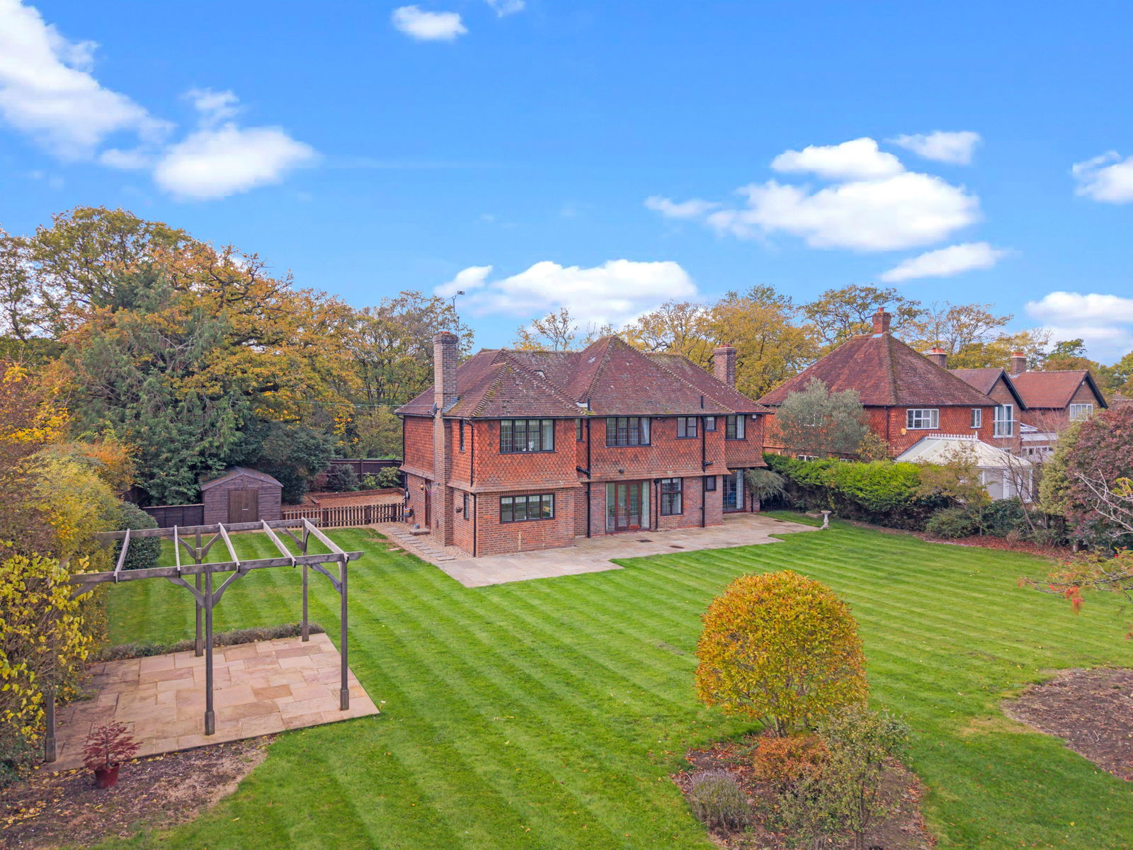 5 bed detached house for sale in Bookhurst Road, Cranleigh  - Property Image 4