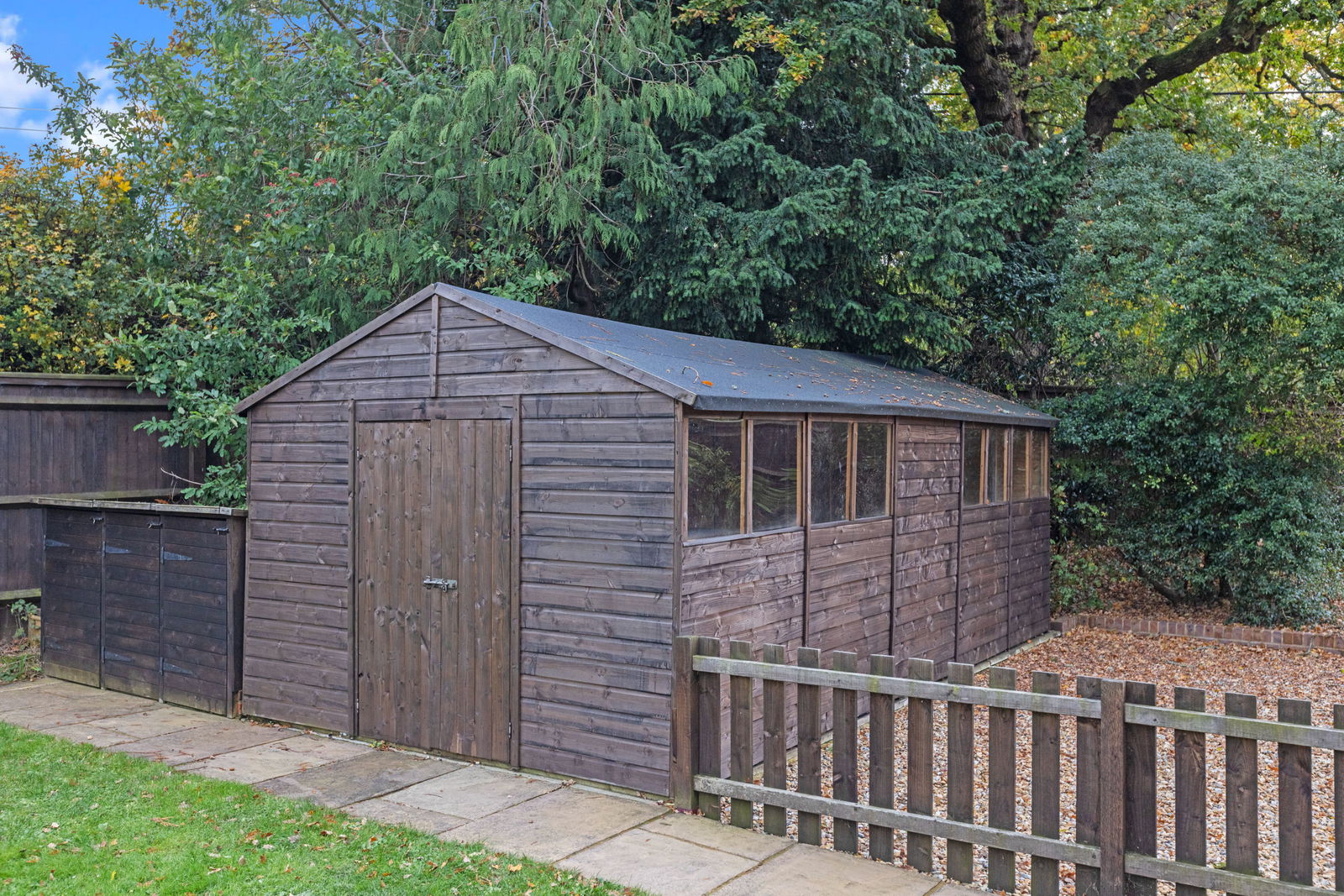 5 bed detached house for sale in Bookhurst Road, Cranleigh  - Property Image 33