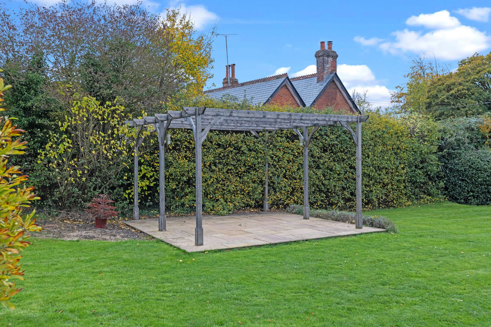 5 bed detached house for sale in Bookhurst Road, Cranleigh 28