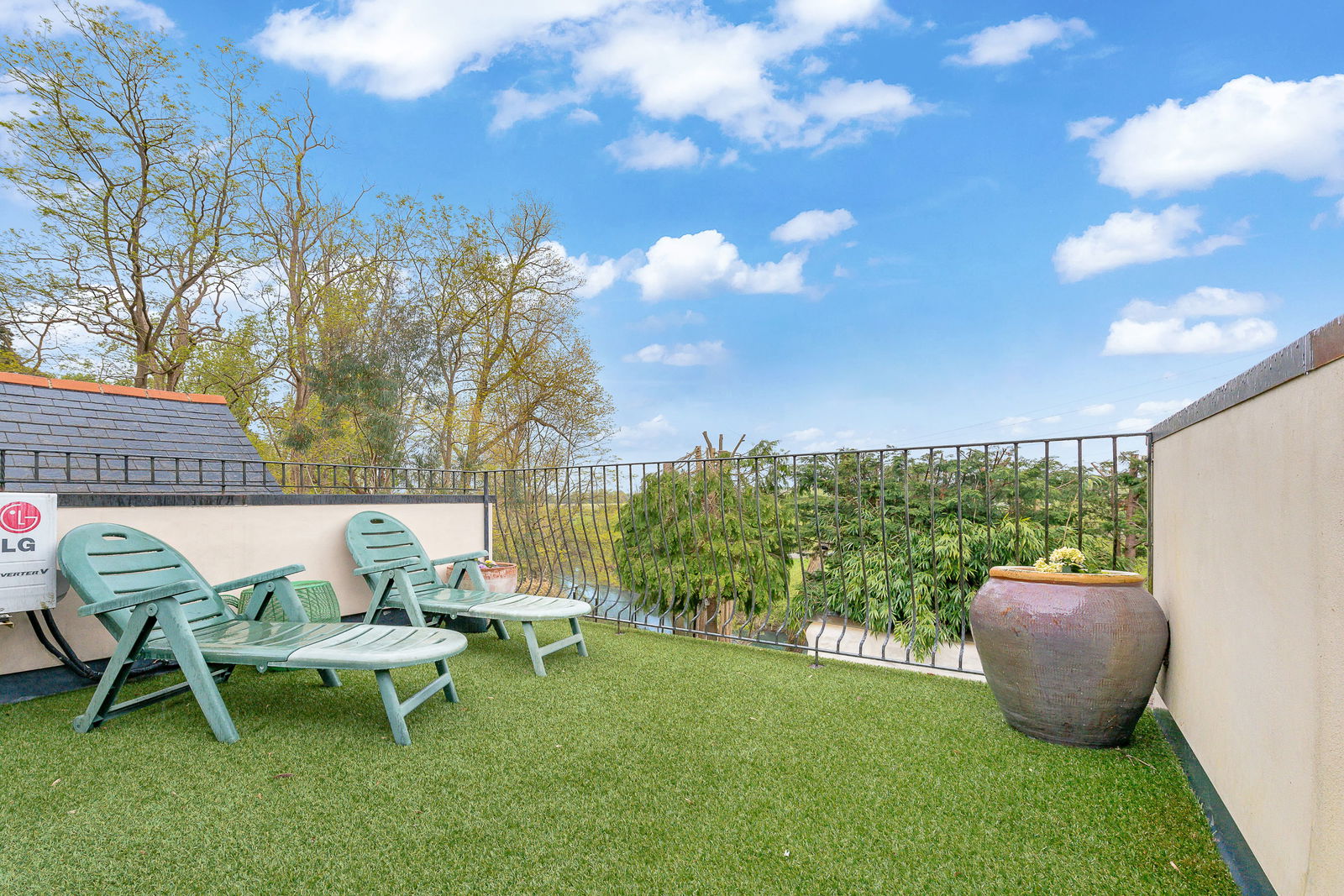 6 bed detached house for sale in Convent Lane, Cobham  - Property Image 20