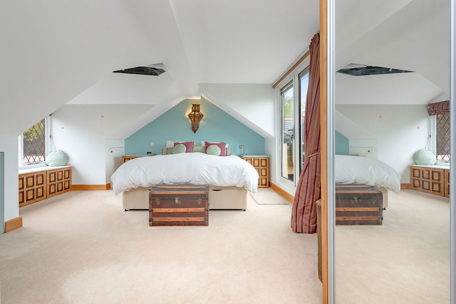 6 bed detached house for sale in Convent Lane, Cobham  - Property Image 37