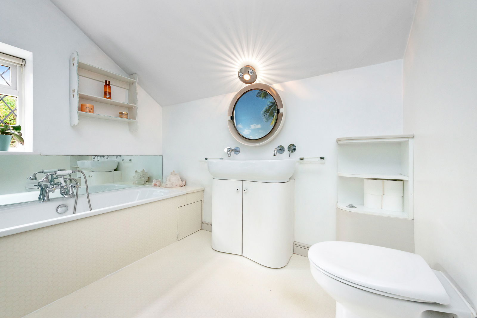 6 bed detached house for sale in Convent Lane, Cobham  - Property Image 39