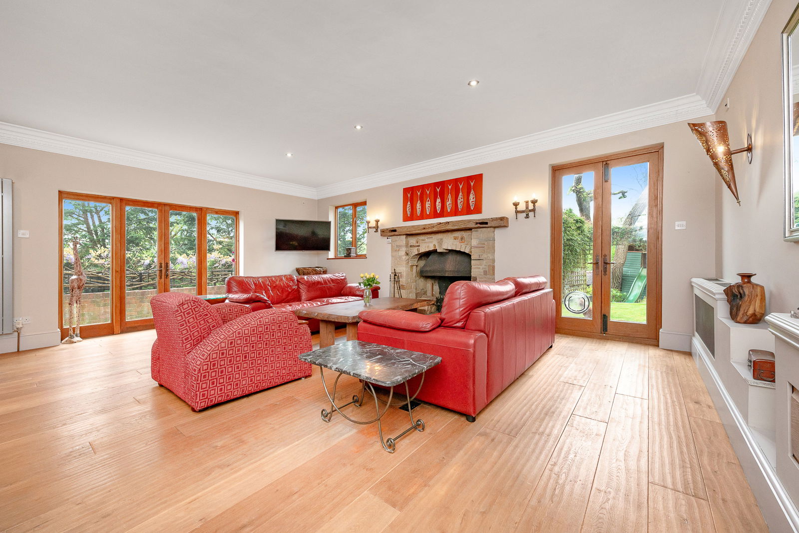 6 bed detached house for sale in Convent Lane, Cobham  - Property Image 9