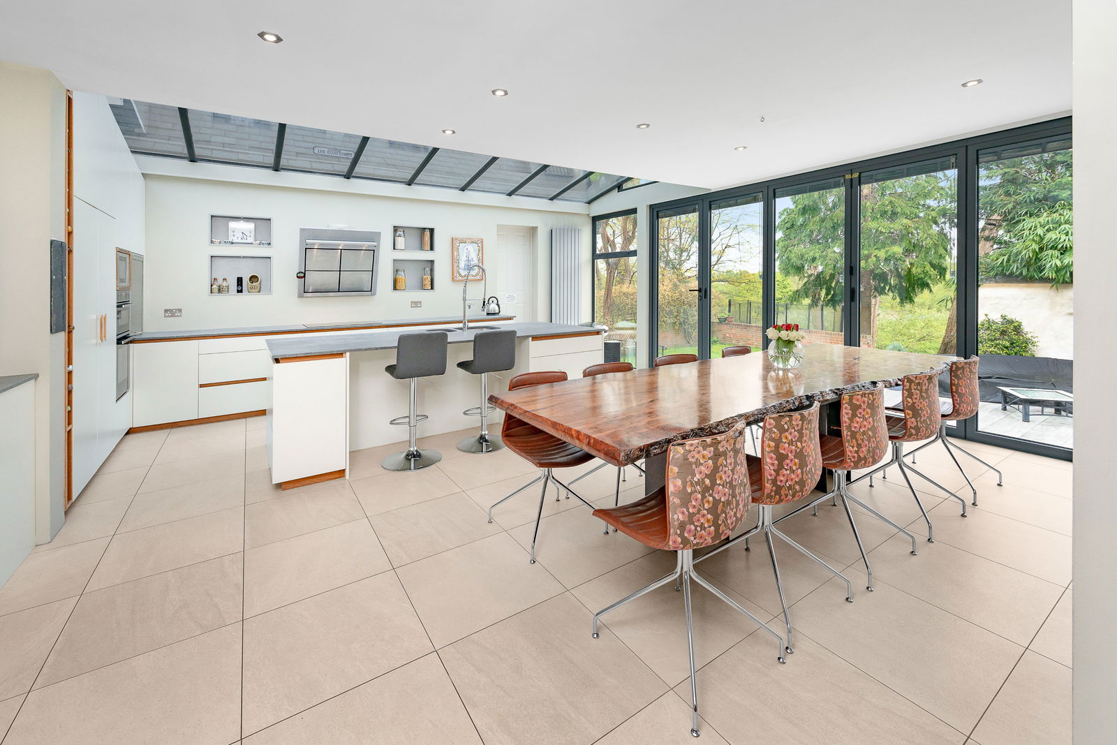 6 bed detached house for sale in Convent Lane, Cobham  - Property Image 4