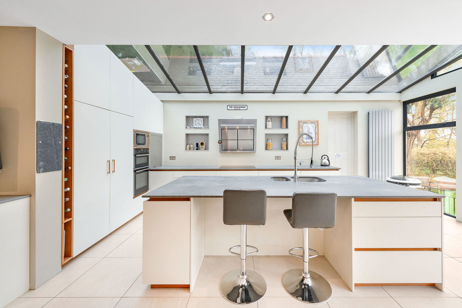6 bed detached house for sale in Convent Lane, Cobham  - Property Image 7