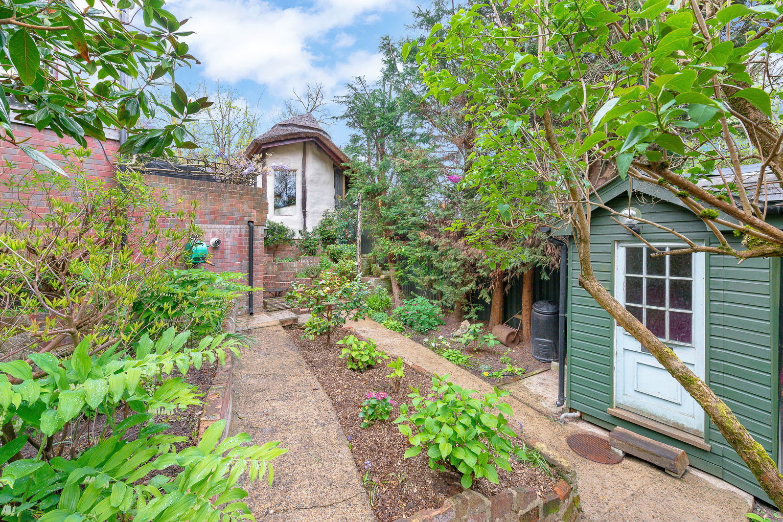 6 bed detached house for sale in Convent Lane, Cobham  - Property Image 27